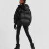 Oversized technická péřová bunda z Re-Nylonu
