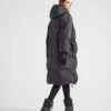 Oversized technický péřový kabát z Re-Nylonu