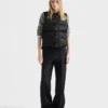 Peříčková vesta z materiálu Re-Nylon Peříčková vesta z materiálu Re-Nylon