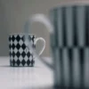 Porcelánový hrnek – šachovnice Porcelánový hrnek – šachovnice