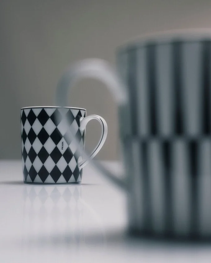 Porcelánový hrnek – šachovnice Porcelánový hrnek – šachovnice