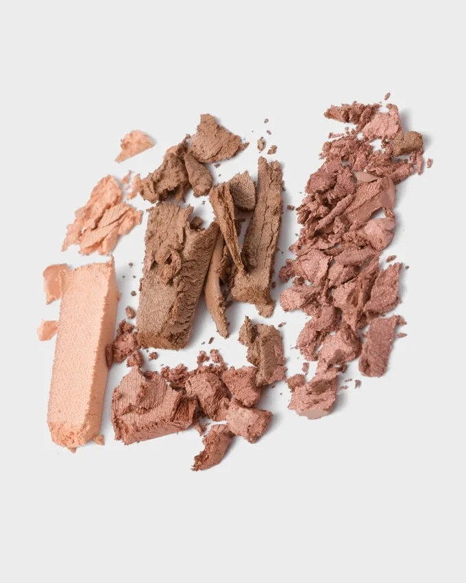Prada Dimensions Holo Nude Eye Palette Refill – 07 – Peony Prada Dimensions Holo Nude Eye Palette Refill – 07 – Peony