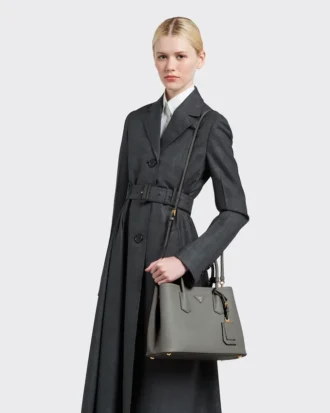 Prada Double středně velká kabelka z kůže Saffiano