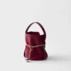 Prada Petit Sac Noir Mini kabelka z nappa kůže