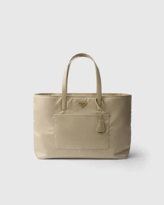 Prada Re-Edition 1978 Velká taška z Re-Nylonu a kůže Saffiano