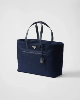 Prada Re-Edition 1978 Velká taška z Re-Nylonu a kůže Saffiano
