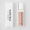Prada Reveal Skin Optimizing Foundation – Dn85 – Tmavá neutrální