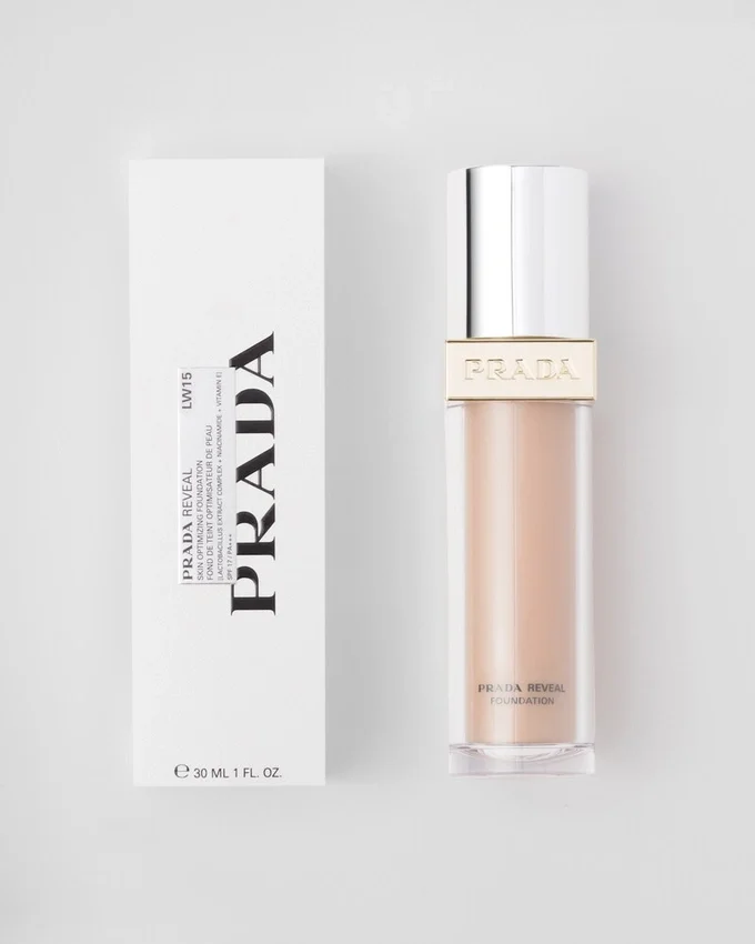 Prada Reveal Skin Optimizing Foundation – Lw15 – Light Warm Prada Reveal Skin Optimizing Foundation – Lw15 – Light Warm