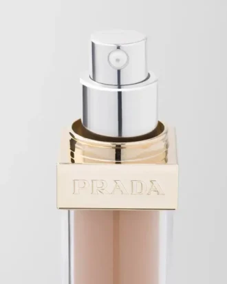 Prada Reveal Skin Optimizing Foundation – Mn45 – Středně neutrální