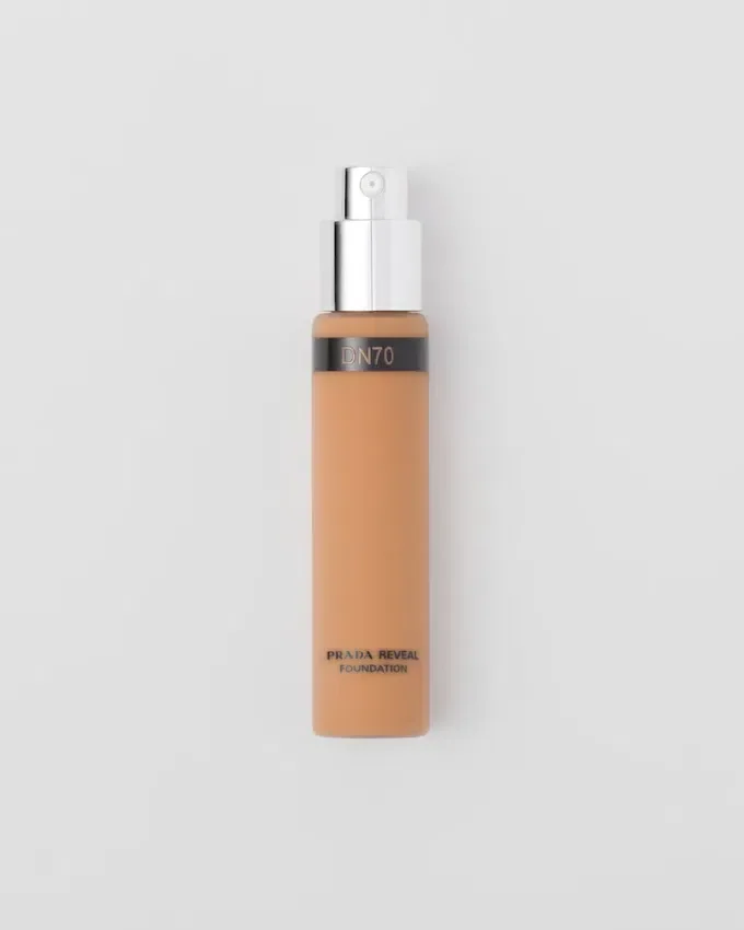 Prada Reveal Skin Optimizing Foundation Refill – Dn70 – Dark Neutral Prada Reveal Skin Optimizing Foundation Refill – Dn70 – Dark Neutral