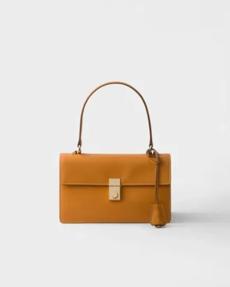 Prada Soft Středně velká kožená taška přes rameno