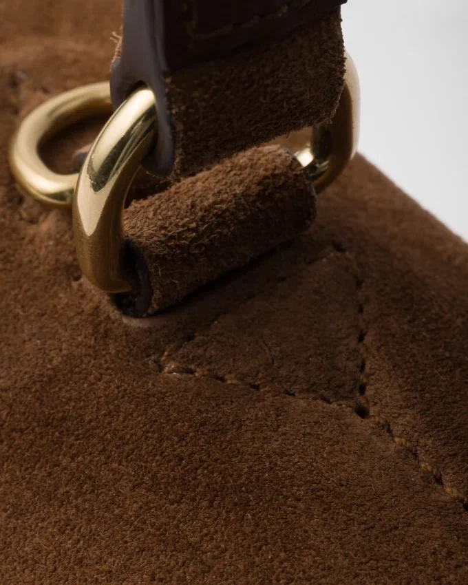 Prada Soft Středně velká semišová taška přes rameno Prada Soft Středně velká semišová taška přes rameno