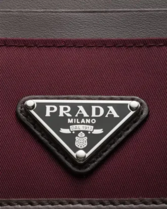 Prada Speedrock Re-Nylon a kožený držák na karty