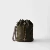 Prada Speedrock Re-Nylon a kožené pouzdro Prada Speedrock Re-Nylon a kožené pouzdro