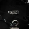 Prada Speedrock Re-Nylon a kožené pouzdro Prada Speedrock Re-Nylon a kožené pouzdro