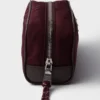 Prada Speedrock Re-Nylon a kožené pouzdro Prada Speedrock Re-Nylon a kožené pouzdro