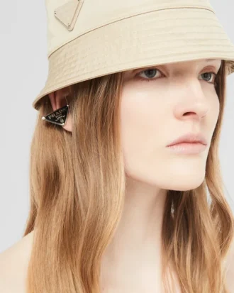 Prada Symbole Jednostranná náušnice do pravého ucha