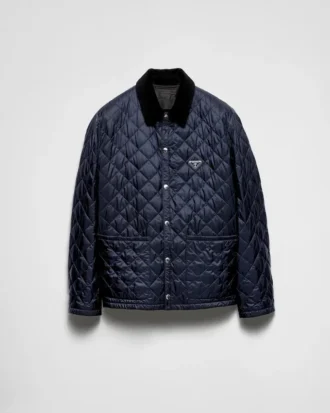 Prošívaná bunda z materiálu Re-Nylon Prošívaná bunda z materiálu Re-Nylon