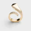Prsten Eternal Gold Snake ze žlutého zlata a diamantů Prsten Eternal Gold Snake ze žlutého zlata a diamantů