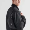 Pásková taška z materiálu Re-Nylon a kůže Saffiano Pásková taška z materiálu Re-Nylon a kůže Saffiano