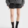 Re-Nylonová minisukně Re-Nylonová minisukně