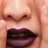 Rtěnka Prada Monochrome Hyper Matte – P57 – Ultraviolet Rtěnka Prada Monochrome Hyper Matte – P57 – Ultraviolet
