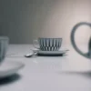 Sada dvou porcelánových čajových šálků – pruhy Sada dvou porcelánových čajových šálků – pruhy