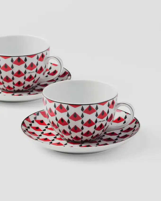 Sada dvou porcelánových čajových šálků – Vienna Red Sada dvou porcelánových čajových šálků – Vienna Red