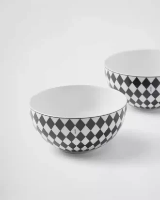 Sada dvou porcelánových polévkových misek – šachovnice Sada dvou porcelánových polévkových misek – šachovnice