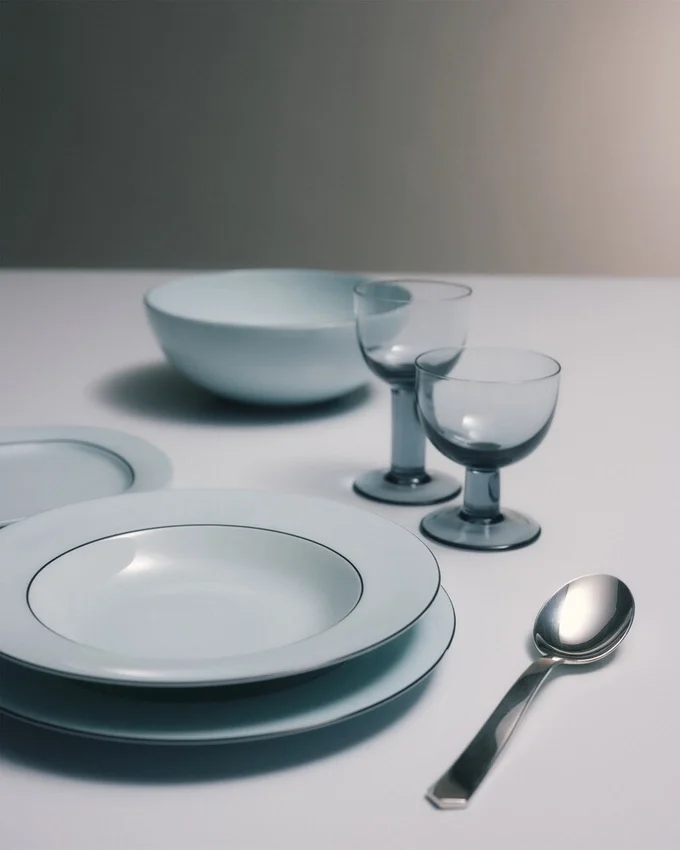 Sada dvou porcelánových polévkových talířů – Celadon Sada dvou porcelánových polévkových talířů – Celadon