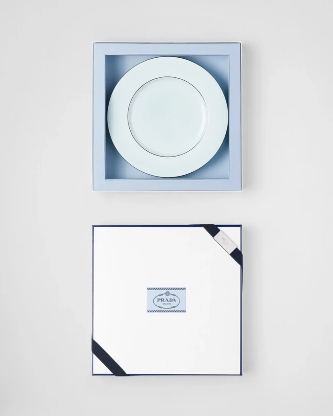 Sada dvou porcelánových talířů – Celadon Sada dvou porcelánových talířů – Celadon