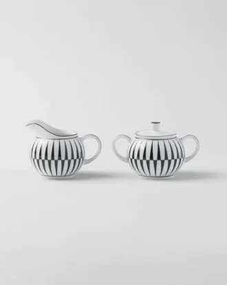 Sada porcelánové konvičky na mléko a cukřenky – pruhy Sada porcelánové konvičky na mléko a cukřenky – pruhy
