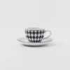 Sada čtyř porcelánových šálků na espresso – šachovnicový vzor Sada čtyř porcelánových šálků na espresso – šachovnicový vzor