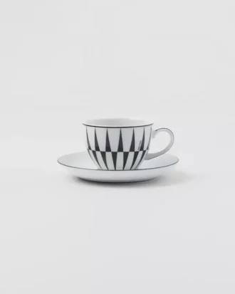 Sada čtyř porcelánových šálků na espresso – pruhy Sada čtyř porcelánových šálků na espresso – pruhy