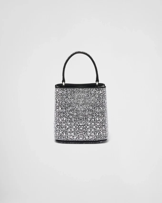 Saténová taška Prada Panier s krystaly Saténová taška Prada Panier s krystaly