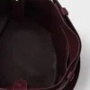 Semišová kabelka Prada s přezkou Semišová kabelka Prada s přezkou