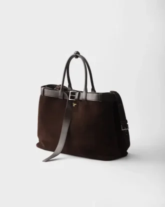 Semišová taška Prada Buckle s páskem