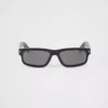 Sluneční brýle s ikonickou kovovou plaketou Sluneční brýle s ikonickou kovovou plaketou