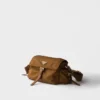 Střední taška přes rameno Prada Explore z materiálu Re-Nylon s klopou