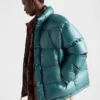 Středně těžká péřová bunda z materiálu Re-Nylon Středně těžká péřová bunda z materiálu Re-Nylon