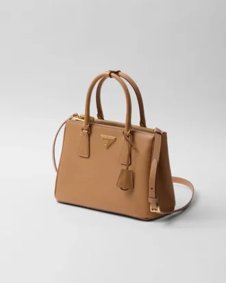 Středně velká kožená taška Prada Galleria z kůže Saffiano