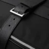 Středně velký kufr z materiálu Re-Nylon a kůže Saffiano Středně velký kufr z materiálu Re-Nylon a kůže Saffiano