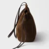 Středně velká semišová taška Prada Carry Středně velká semišová taška Prada Carry