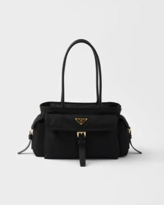 Středně velká taška Prada Explore z materiálu Re-Nylon a kůže