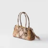 Středně velká taška Prada Galleria z potištěné kůže Saffiano Středně velká taška Prada Galleria z potištěné kůže Saffiano