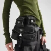 Taška přes rameno z materiálu Re-Nylon a kůže Taška přes rameno z materiálu Re-Nylon a kůže