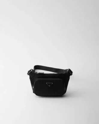 Taška přes rameno z materiálu Re-Nylon a kůže Saffiano Taška přes rameno z materiálu Re-Nylon a kůže Saffiano
