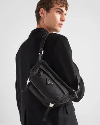 Taška přes rameno z materiálu Re-Nylon a kůže Saffiano