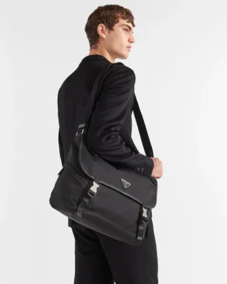 Taška přes rameno z materiálu Re-Nylon a kůže Saffiano