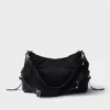 Taška Prada Explore z materiálu Re-Nylon a kůže Taška Prada Explore z materiálu Re-Nylon a kůže